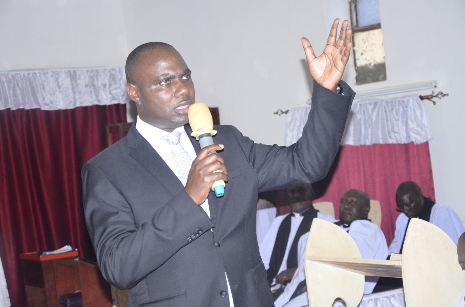 Prioritise working for people, not politics- Minister Musasizi tells Rubanda leaders