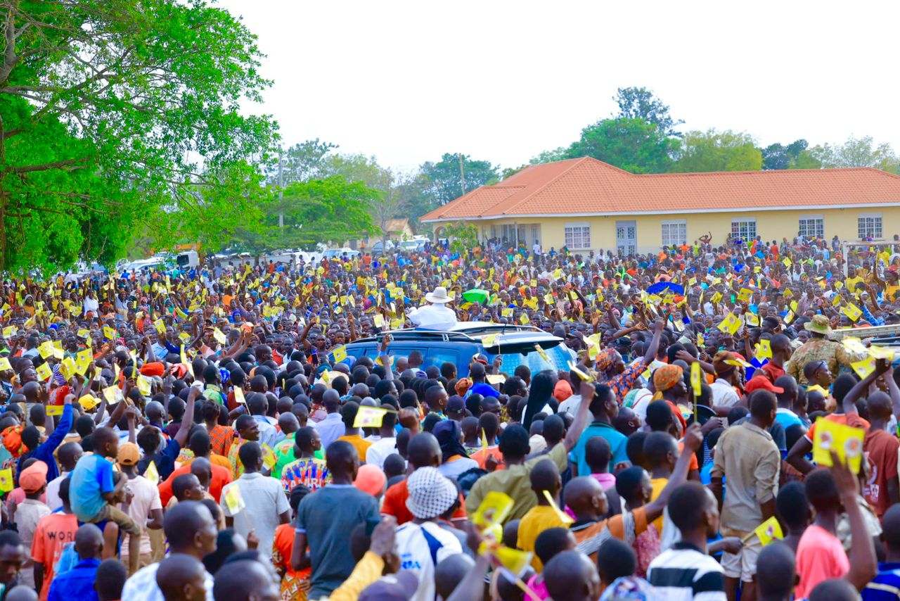 Museveni commissions hospital in Bukedea defends Among