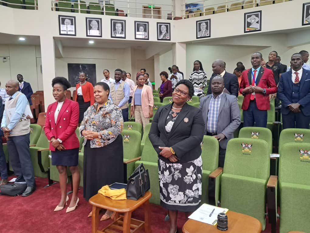 Experts stress urgency of addressing antimicrobial resistance
