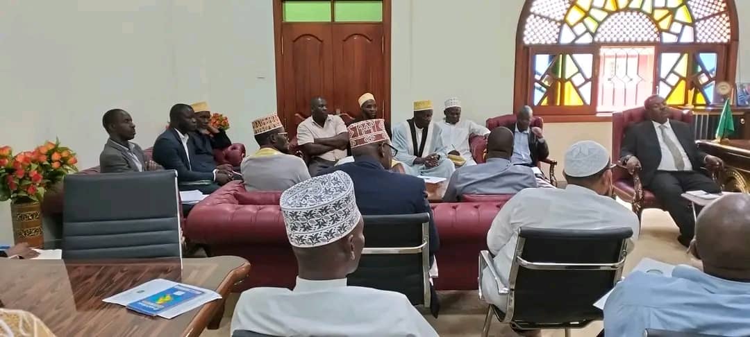 Mubaje calls for end to accusations, focus on community property