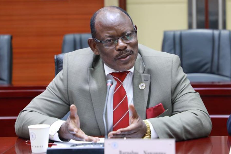 Nawangwe tells Mak deans to read epitaph of banned forum
