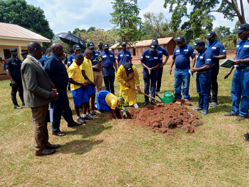 Gov't commits to environment protection during oil and gas exploration