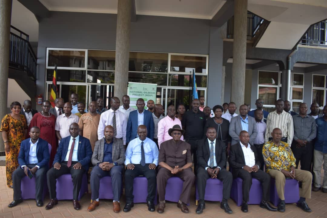 Bunyoro farmers urged to embrace oil seeds project