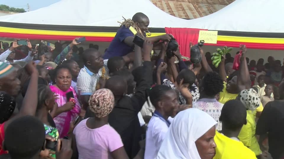 Changing MPs every election cycle not productive, minister tells voters