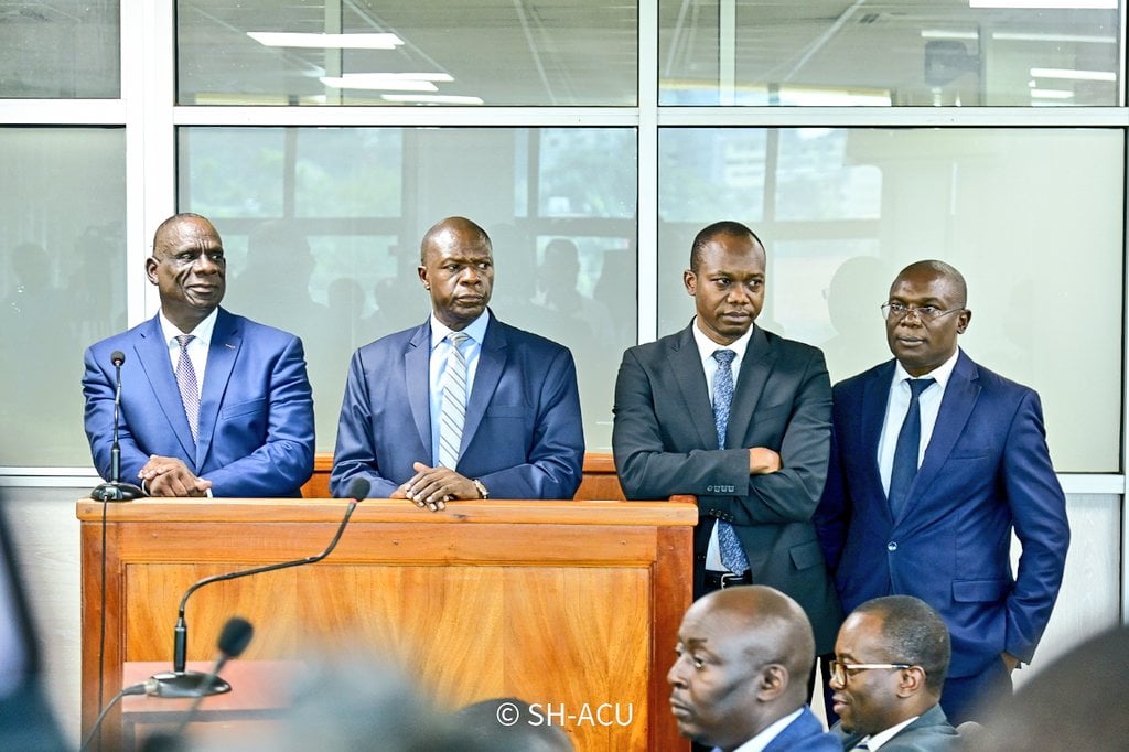 How the Honourables became a disgrace