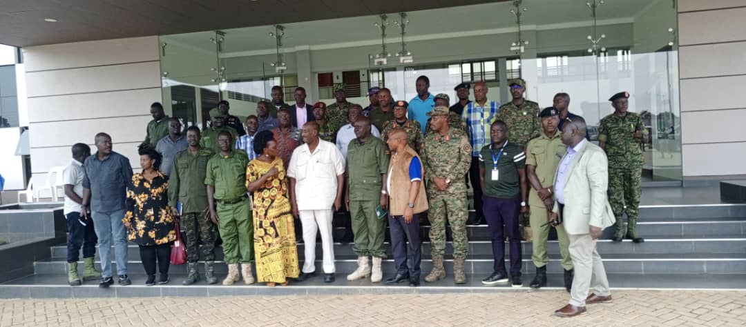 Gen Saleh urges Acholi to embrace mechanised farming to boost production