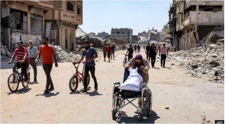 Israeli forces bombard Gaza City as tanks re-enter central areas