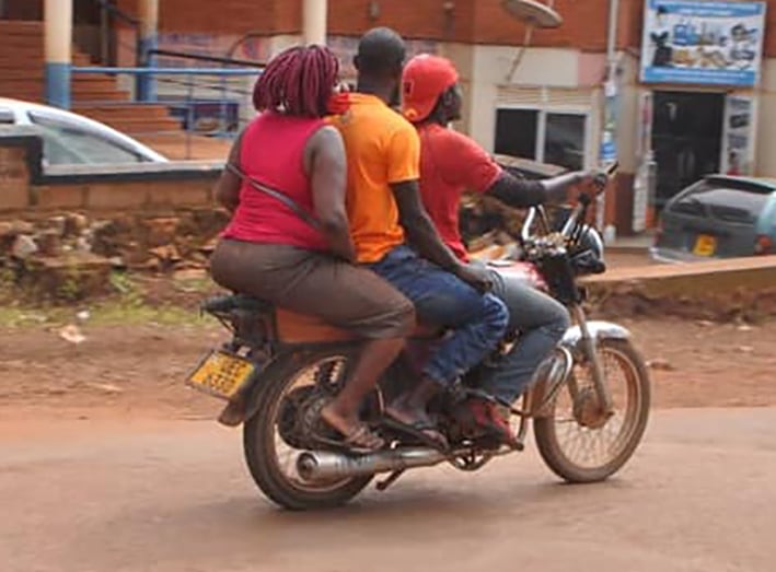 Police to arrest boda boda passengers without helmets