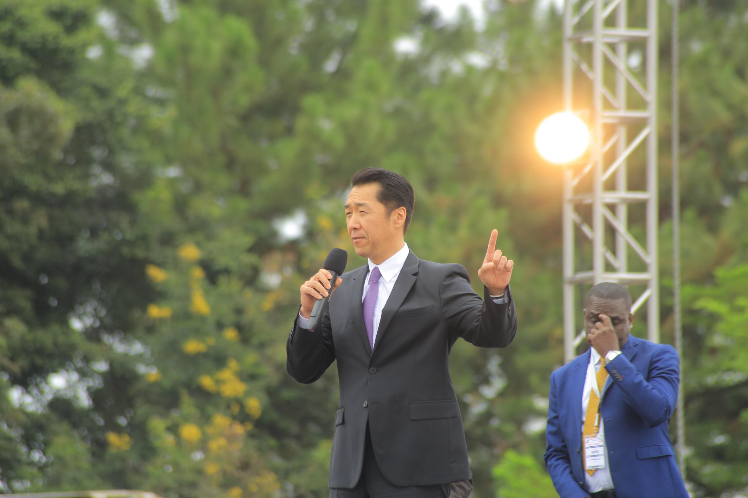 Dr. Hyun Moon: Founder of Global Peace Foundation roots for African extended family values