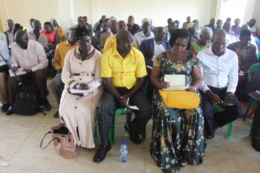 Govt to give 20,000 land titles to Kikuube locals
