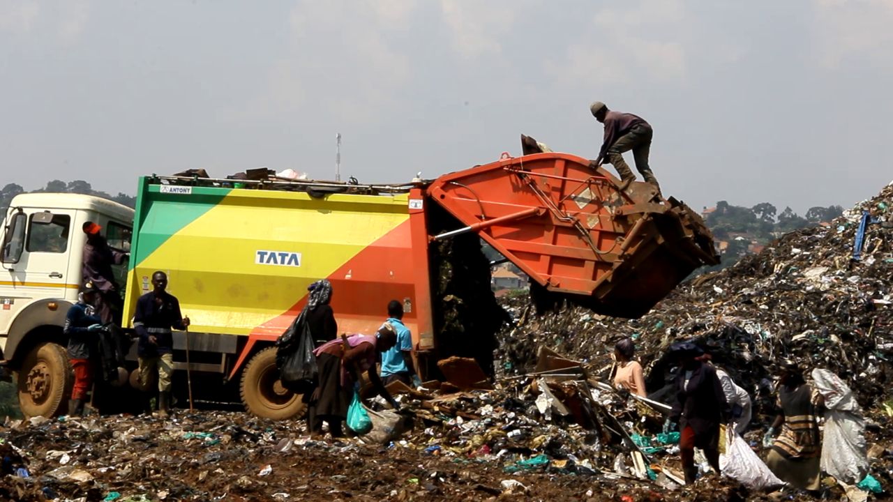 Entebbe Mayor gives KCCA four day ultimatum to secure new garbage dumping site
