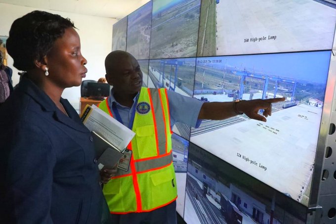 Minister Beatrice Akello visits Nairobi, Naivasha inland container depots, Mombasa Port