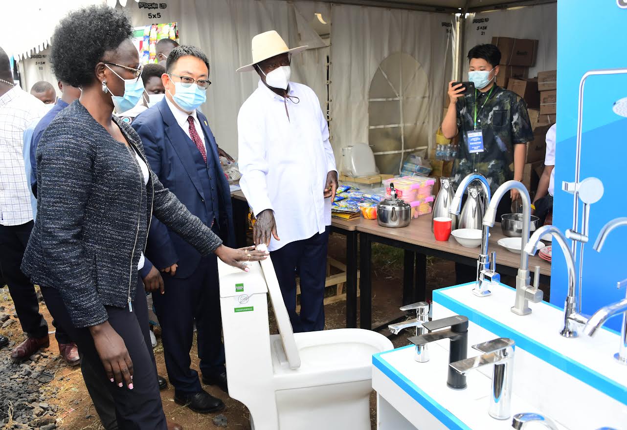 Museveni challenges Ugandans to utilise Kapeeka Industrial Park