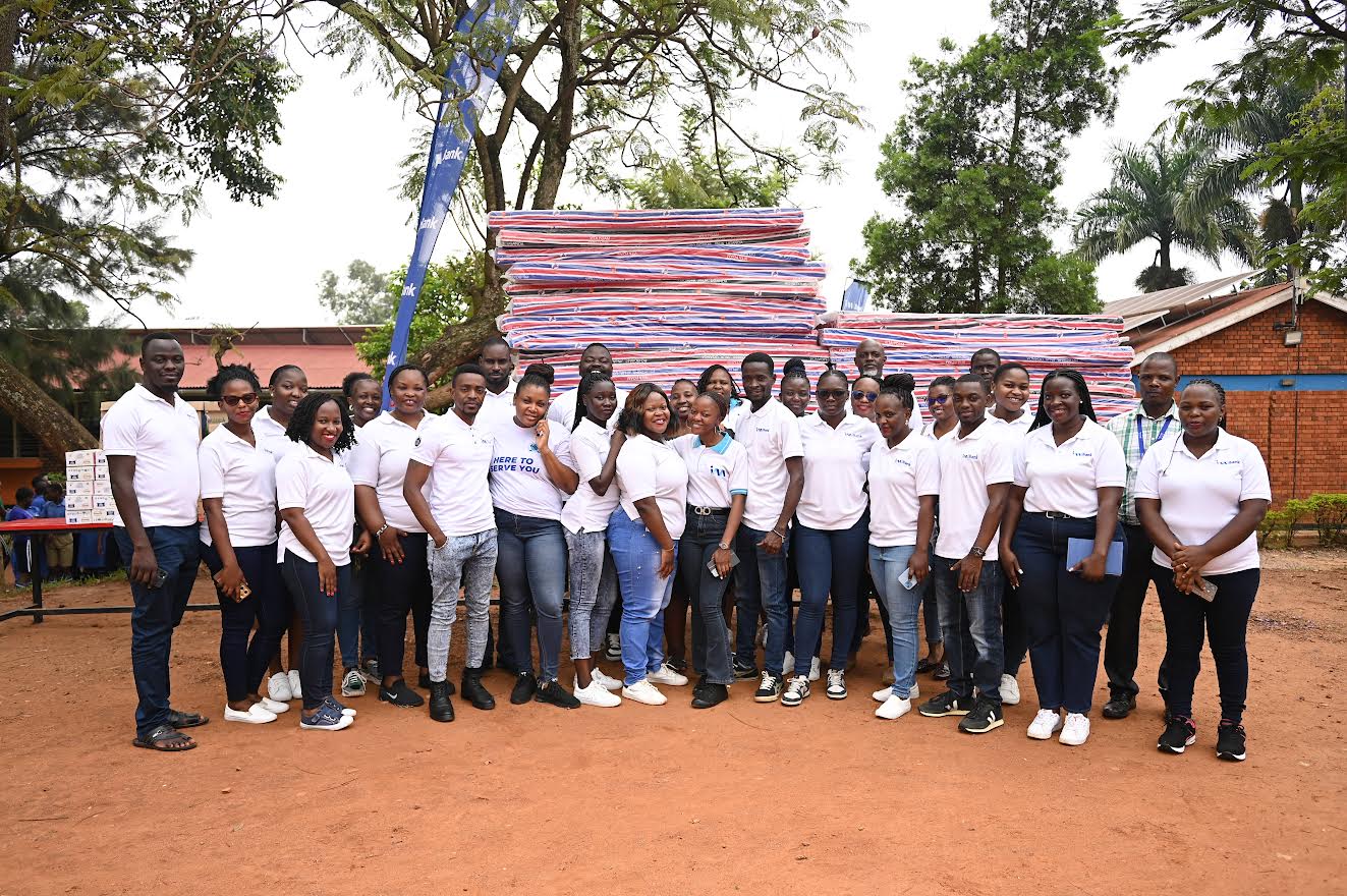 I& M Bank donates to Uganda School for the Deaf