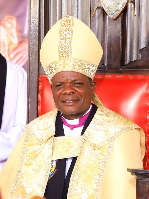 Bunyoro Kitara diocese Bishop Jacob Ateirweho cautions students against early sex