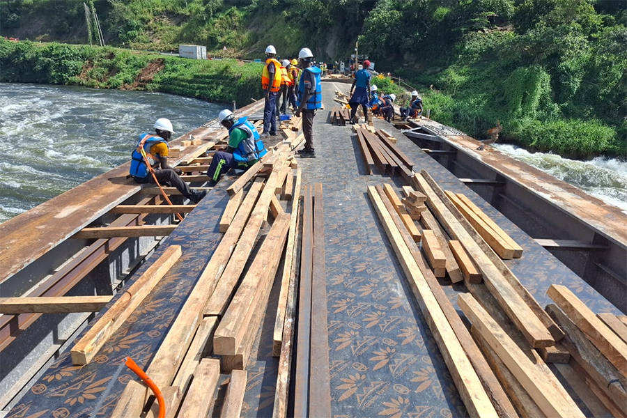 Karuma Bridge Reconstruction on Course