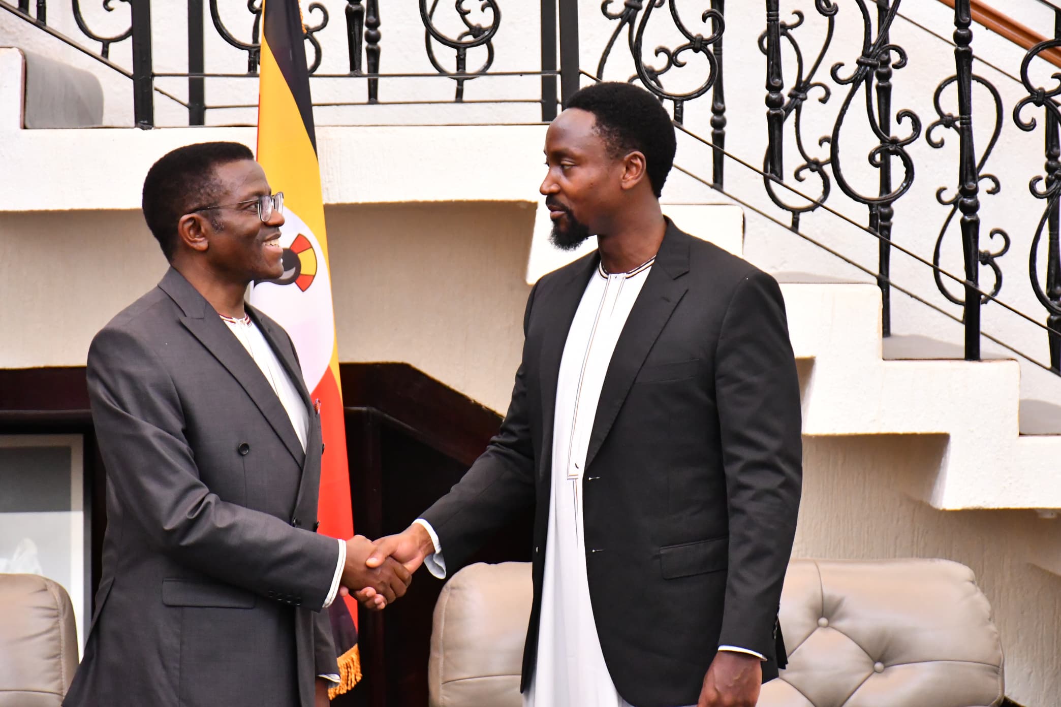 Katikkiro Mayiga pays courtesy visit to Kyabazinga