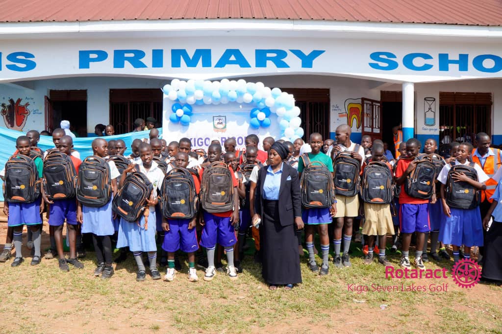 Rotary Club of Kigo Sevens donates scholastic materials worth shs20m to primary school