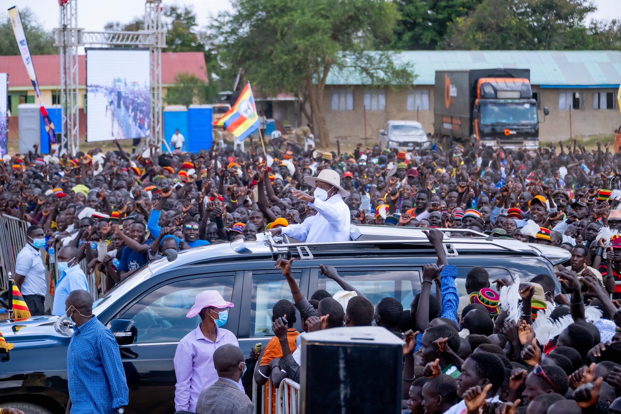 Museveni to pardon Karimojong youths arrested over cattle rustling, illegal guns