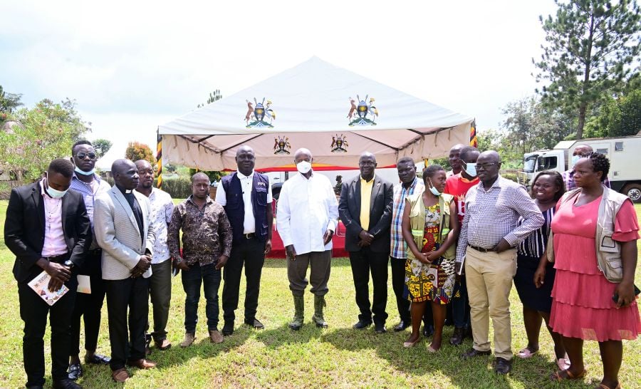 Museveni directs indigenous families to be given priority in managing lakes