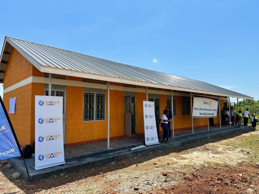 Uganda Baati roofs new classroom block at Buikwe's Kiwale primary school