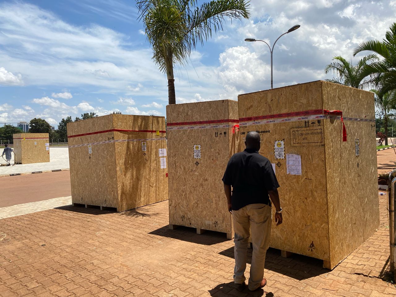 NIRA receives new high-tech equipment for National ID printing