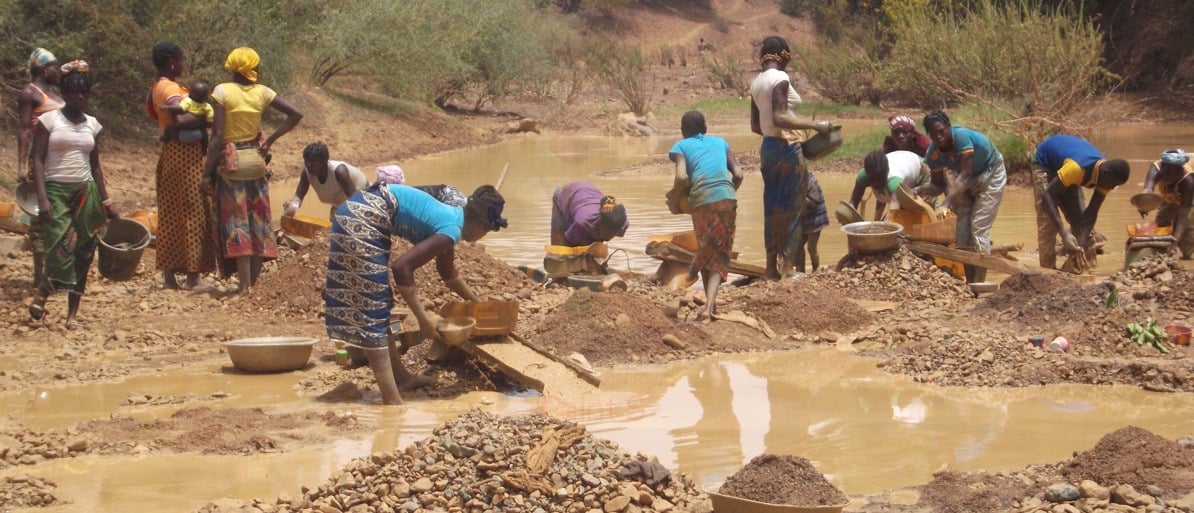 Informality in Artisanal Mining Bleeds Revenue, NGO Warns
