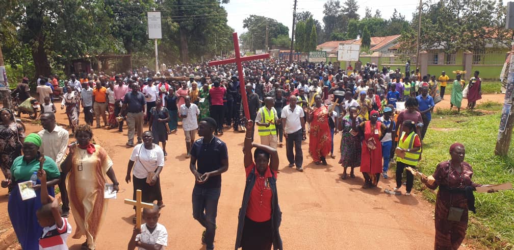 Jinja Christians Retrace Christ’s Steps in Good Friday Reflection on Pain and Redemption