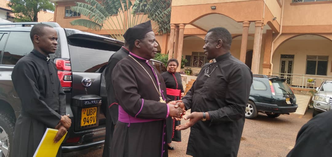 Bishop Banja Leads Namirembe Delegation to Mourn Pope Francis at Lubaga