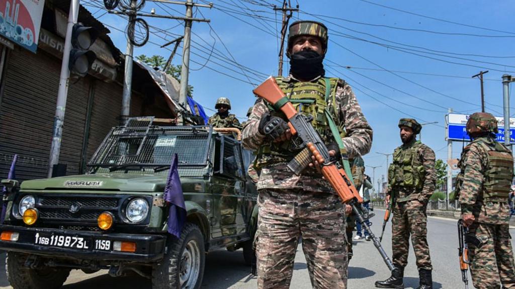 India expels Pakistan diplomats and closes border crossing after deadly Kashmir attack