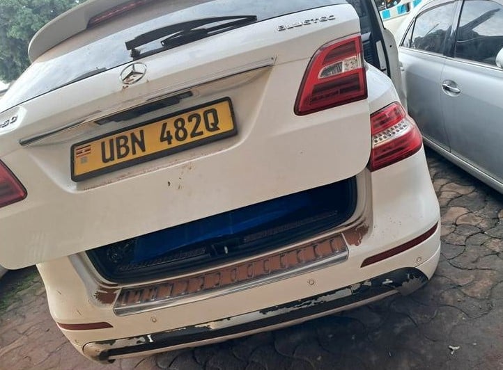 From Cows in Prado, URA Busts Luxury Benz in Smuggling Mess