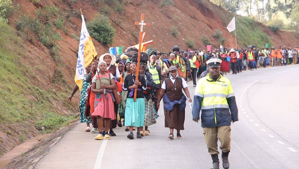 Kabale Diocese Pilgrims Begin Faithful Trek to Namugongo
