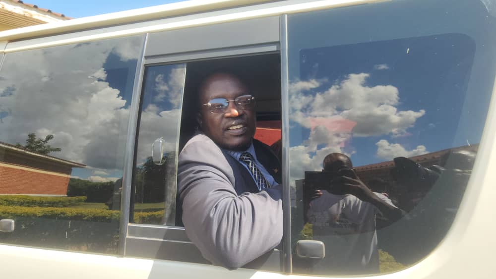 Busia District LCV Chairman Over Taking CAO Hostage