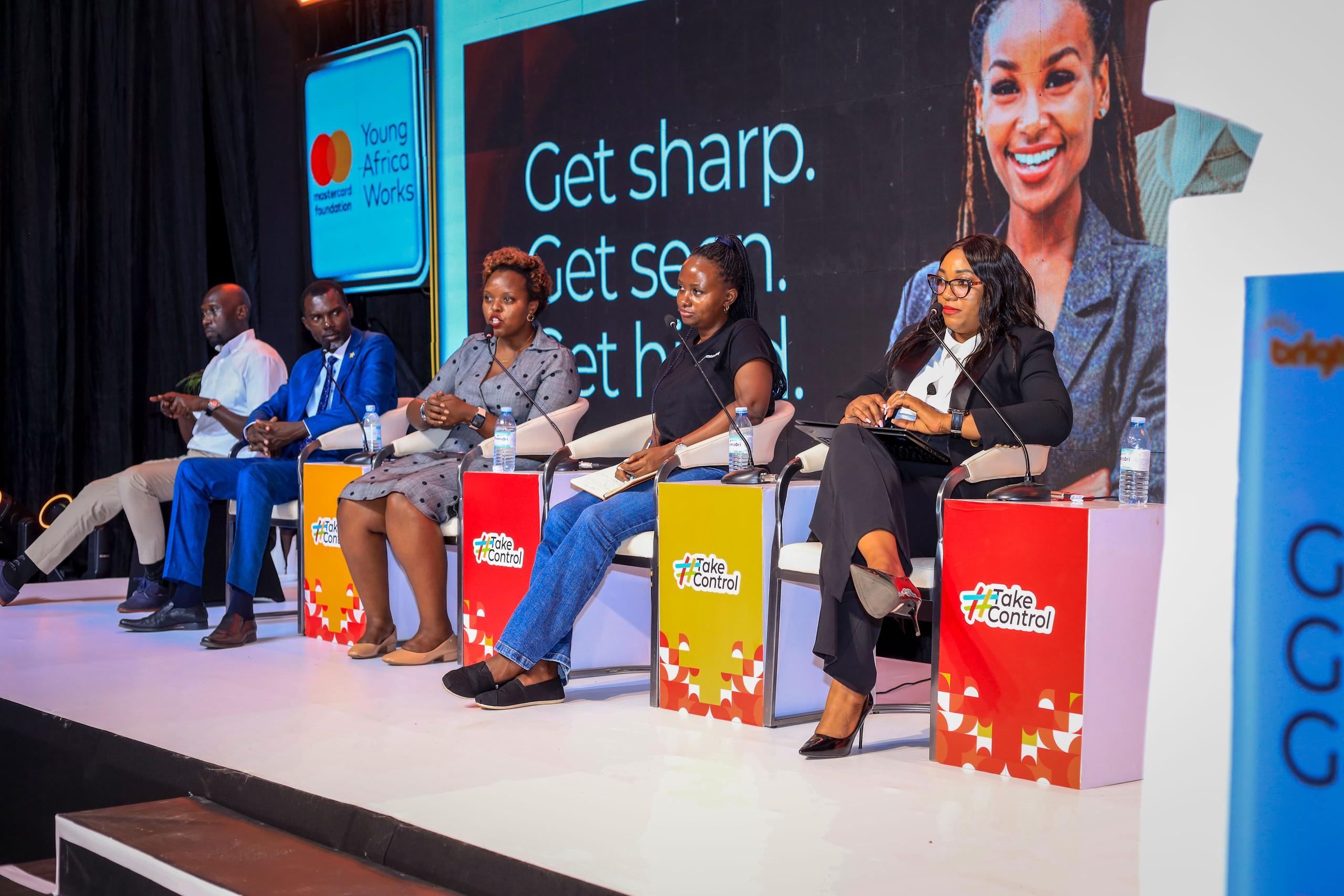 Graduates Tipped on Navigating Job Market Hurdles