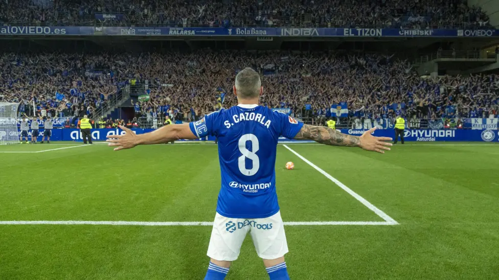 Cazorla, 40, sends Oviedo into La Liga play-off final