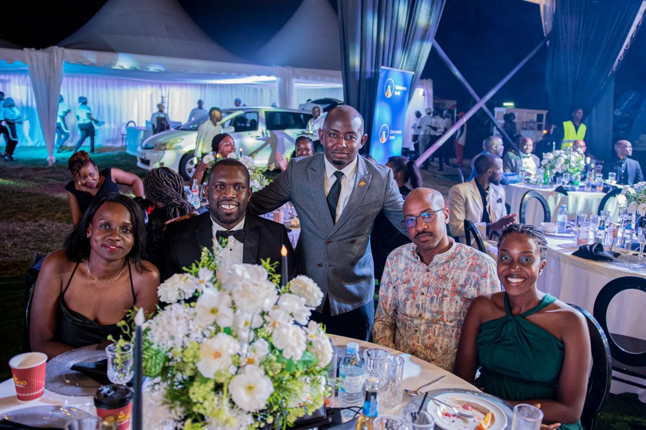 MUBS Professor Urges Vienna College Alumni to Support Student Mentorship and Internships