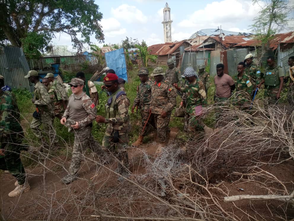 Top Somali, AUSSOM commanders laud UPDF, SNA troops after dislodging Al-Shabaab militants from Sabiid-Anole