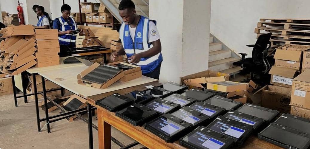Govt Donates 200 Tablets to Residents of Mpondwe in Kasese