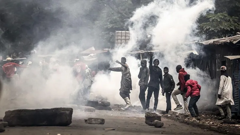 At least two dead in Kenya protests as central Nairobi sealed off
