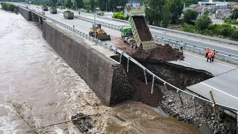 At Least 30 Dead in Beijing as Torrential Rains Batter Northern China