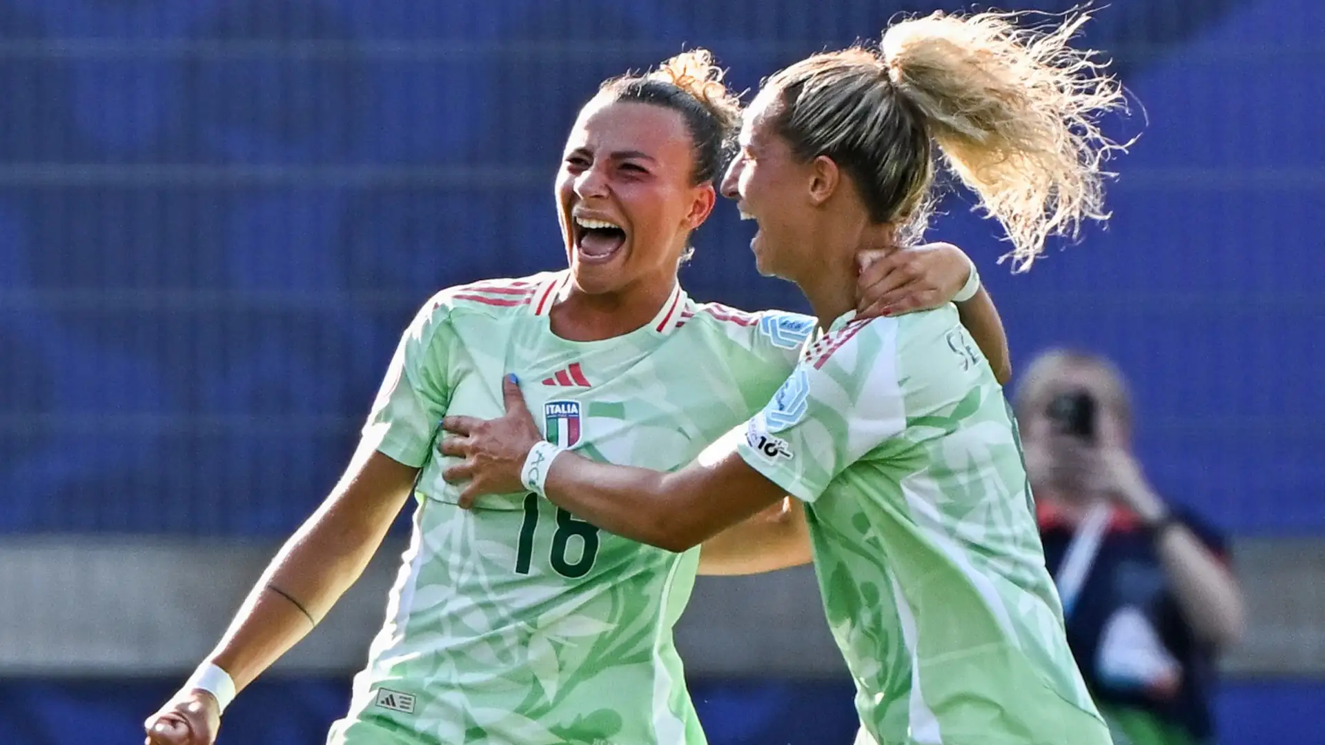 Caruso's fine strike gives Italy win over Belgium