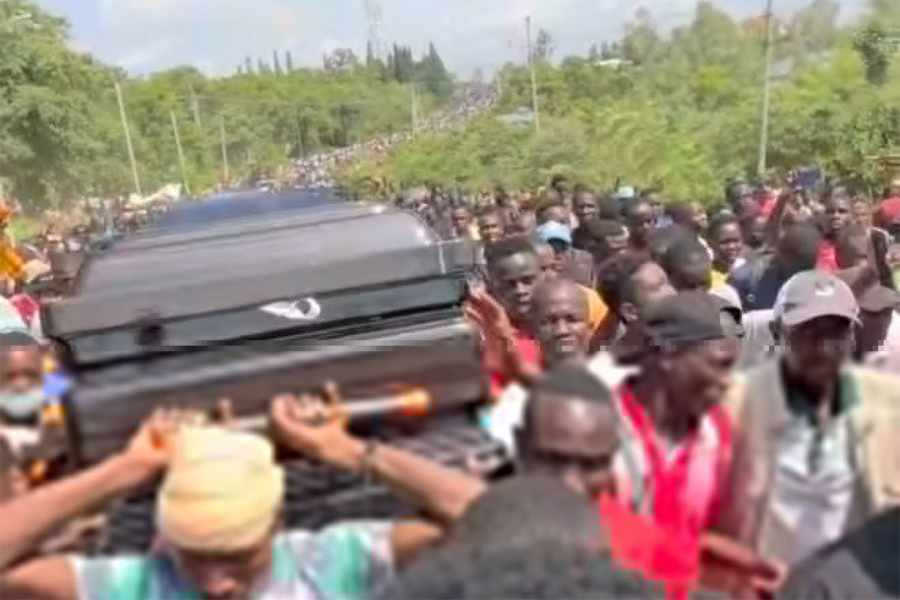 Kenya: Mourners Seize Blogger’s Casket, Torch Police Station in Protest Over Death in Custody