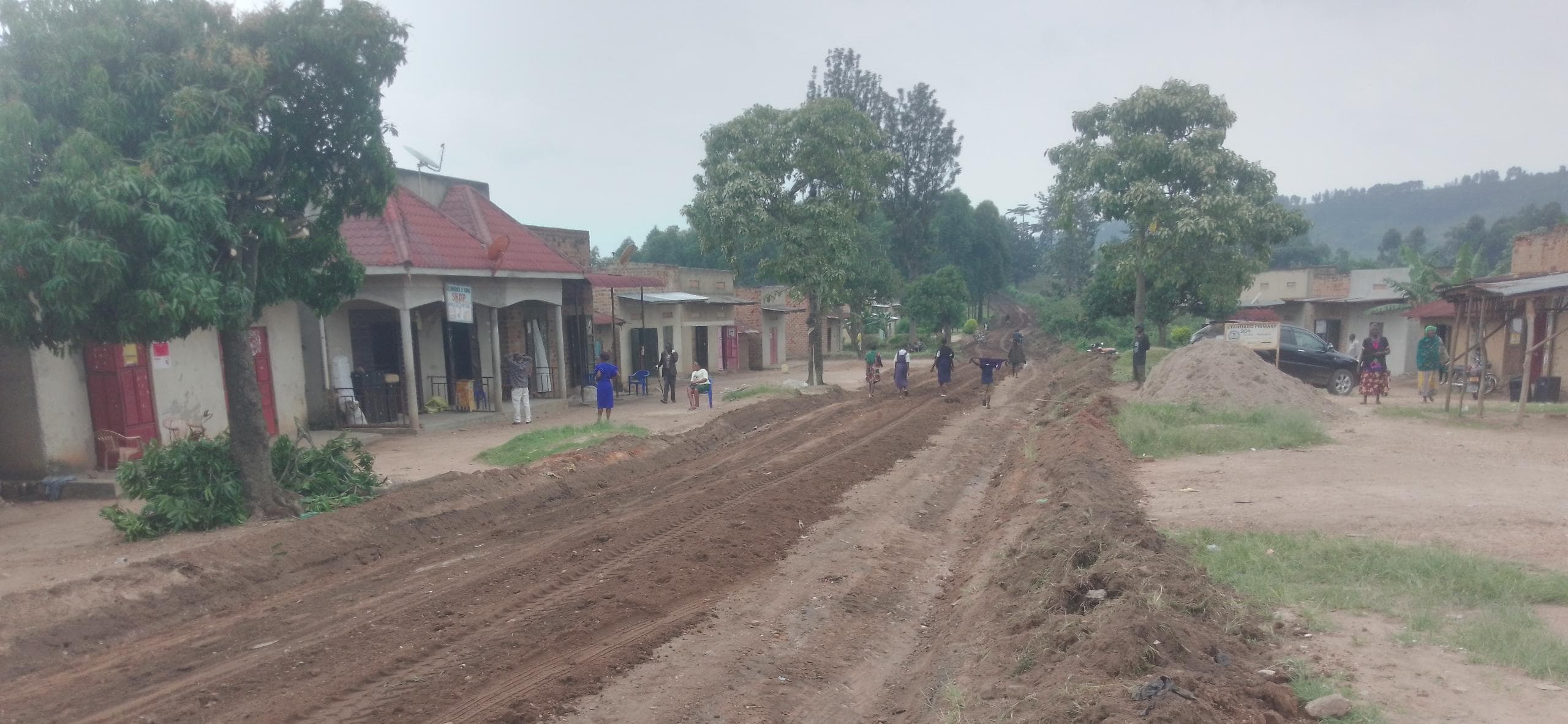 Kitagwenda Launches Rehabilitation Works for Shs88M Kamira-Rwamasinde Road