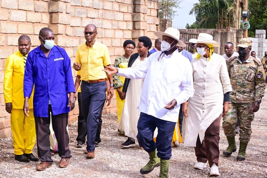 Museveni Rallies Kampala Mechanics to Embrace Wealth Creation Efforts