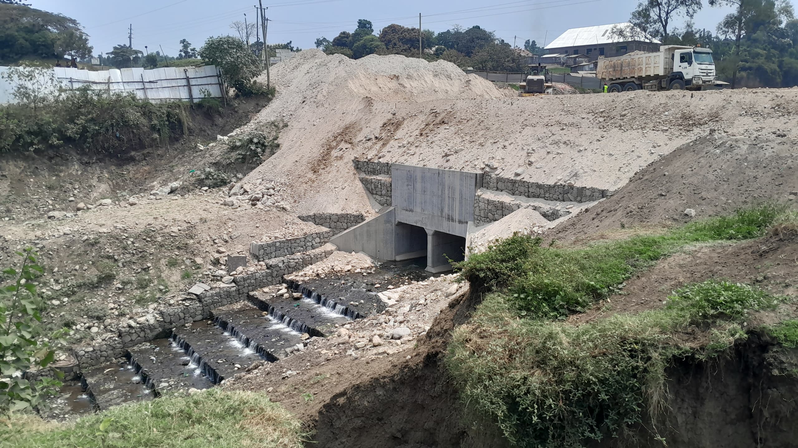 Mpondwe Bridge Nears Completion