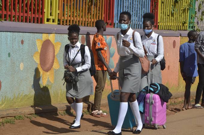 Ebola: Govt Says No School Closures, No Districts Under Lockdown