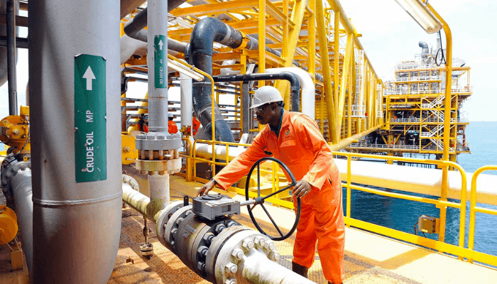 Kenya Plans Investment in Uganda Refinery - Ruto