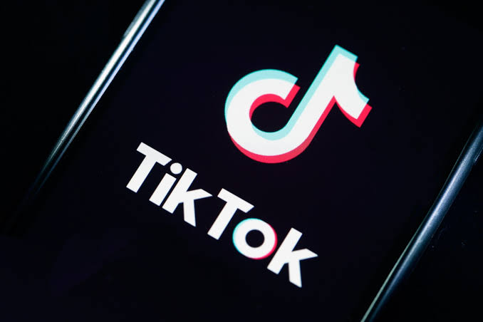 TikTok Adds Voice Notes and Photo Sharing to Direct Messages