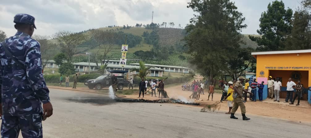 Residents Protest as Month-Long Blackout Cripples Itojo Hospital and Trading Centre