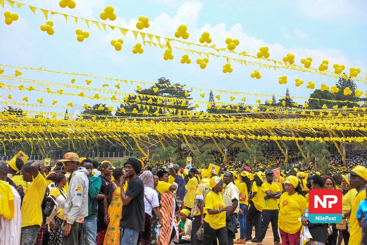 PHOTOS: Kololo Bathed in a Sea of Yellow